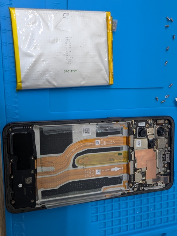 OPPO Reno7 A（オッポ リノセブンエー）のバッテリー交換ならスマホ修理工房アル・プラザ小杉店へ